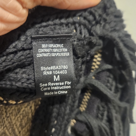 Blu Pepper Crochet Kimono Medium #450 - Picture 4 of 5